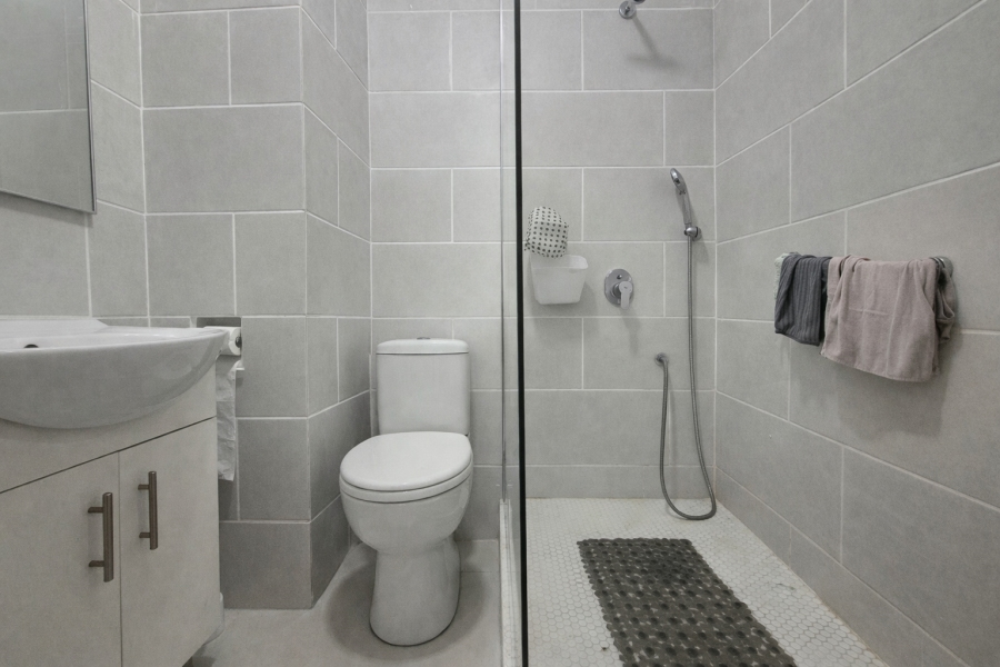 2 Bedroom Property for Sale in Wynberg Upper Western Cape